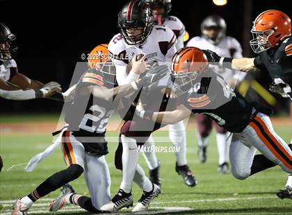 Thumbnail 2 in Harvest Prep vs. Ironton (OHSAA D5 Regional Final) photogallery.