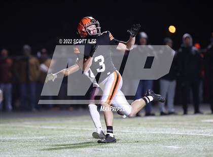 Thumbnail 3 in Harvest Prep vs. Ironton (OHSAA D5 Regional Final) photogallery.