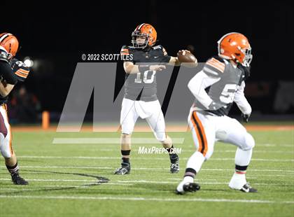 Thumbnail 3 in Harvest Prep vs. Ironton (OHSAA D5 Regional Final) photogallery.