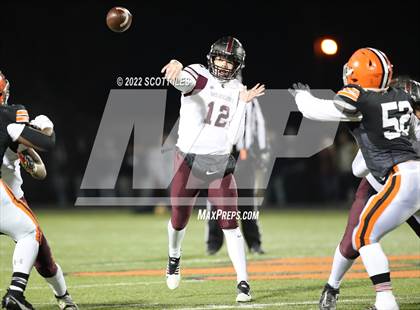 Thumbnail 2 in Harvest Prep vs. Ironton (OHSAA D5 Regional Final) photogallery.