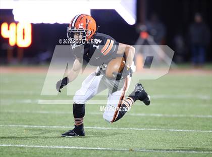 Thumbnail 3 in Harvest Prep vs. Ironton (OHSAA D5 Regional Final) photogallery.