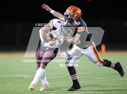 Thumbnail 3 in Harvest Prep vs. Ironton (OHSAA D5 Regional Final) photogallery.