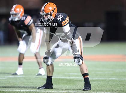 Thumbnail 2 in Harvest Prep vs. Ironton (OHSAA D5 Regional Final) photogallery.
