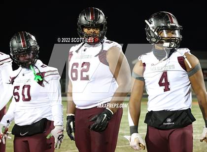 Thumbnail 3 in Harvest Prep vs. Ironton (OHSAA D5 Regional Final) photogallery.