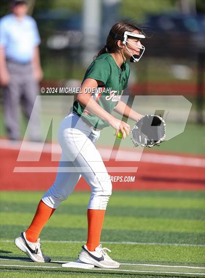 Thumbnail 2 in Lafayette vs Ben Franklin (LHSAA Division 1 Select Bi-District) photogallery.