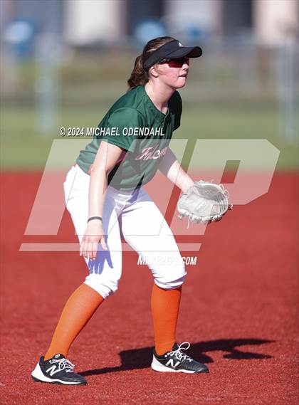 Thumbnail 2 in Lafayette vs Ben Franklin (LHSAA Division 1 Select Bi-District) photogallery.