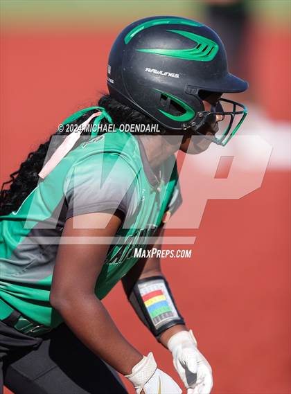 Thumbnail 3 in Lafayette vs Ben Franklin (LHSAA Division 1 Select Bi-District) photogallery.