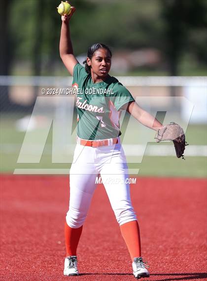 Thumbnail 2 in Lafayette vs Ben Franklin (LHSAA Division 1 Select Bi-District) photogallery.