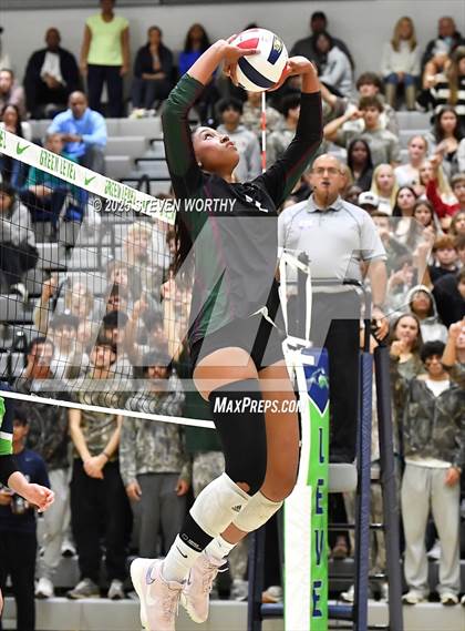 Thumbnail 2 in Green Level vs  Green Hope (NCHSAA 8A East Finals) photogallery.