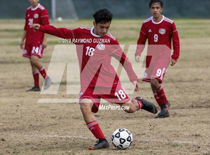 Thumbnail 2 in Washington Union vs Tulare Western (Harold Young Tournament) photogallery.