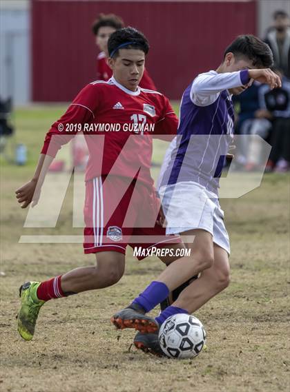 Thumbnail 3 in Washington Union vs Tulare Western (Harold Young Tournament) photogallery.