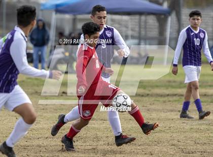 Thumbnail 1 in Washington Union vs Tulare Western (Harold Young Tournament) photogallery.