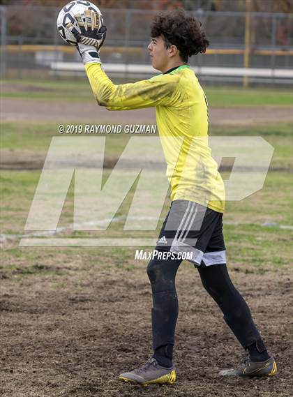 Thumbnail 2 in Washington Union vs Tulare Western (Harold Young Tournament) photogallery.