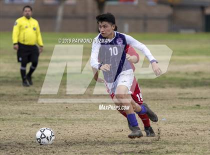 Thumbnail 3 in Washington Union vs Tulare Western (Harold Young Tournament) photogallery.