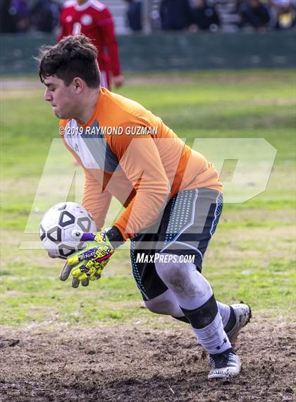 Thumbnail 2 in Washington Union vs Tulare Western (Harold Young Tournament) photogallery.