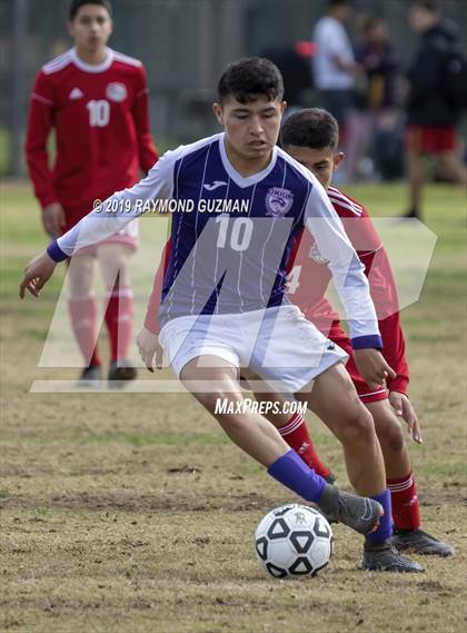 Thumbnail 1 in Washington Union vs Tulare Western (Harold Young Tournament) photogallery.