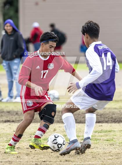Thumbnail 1 in Washington Union vs Tulare Western (Harold Young Tournament) photogallery.