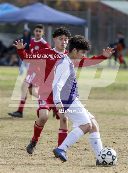 Thumbnail 1 in Washington Union vs Tulare Western (Harold Young Tournament) photogallery.