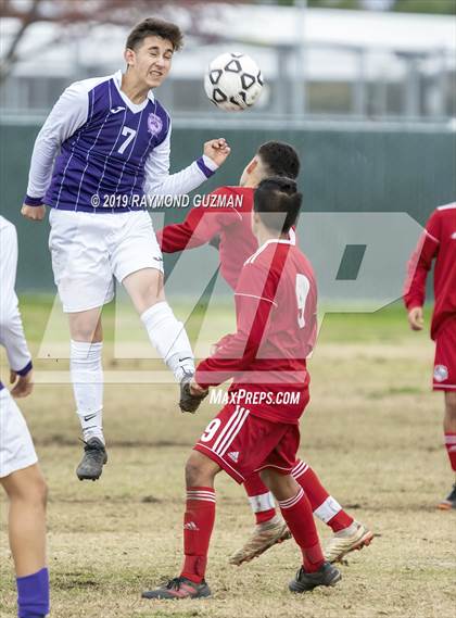 Thumbnail 1 in Washington Union vs Tulare Western (Harold Young Tournament) photogallery.