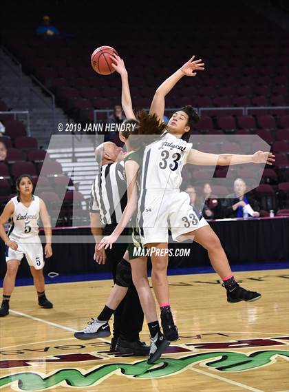 Thumbnail 1 in White Pine vs. Incline (NIAA 2A Final) photogallery.