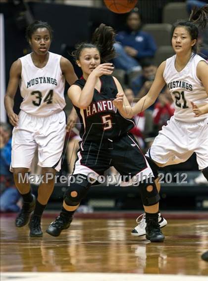 Thumbnail 1 in Hanford vs Stockdale (CIF CS D1 Final) photogallery.