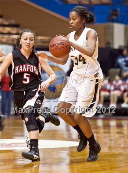 Thumbnail 1 in Hanford vs Stockdale (CIF CS D1 Final) photogallery.