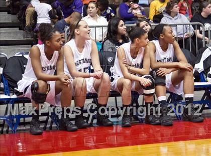 Thumbnail 1 in Hanford vs Stockdale (CIF CS D1 Final) photogallery.