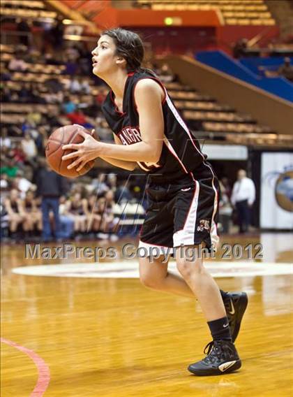 Thumbnail 2 in Hanford vs Stockdale (CIF CS D1 Final) photogallery.