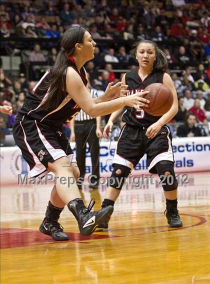 Thumbnail 1 in Hanford vs Stockdale (CIF CS D1 Final) photogallery.