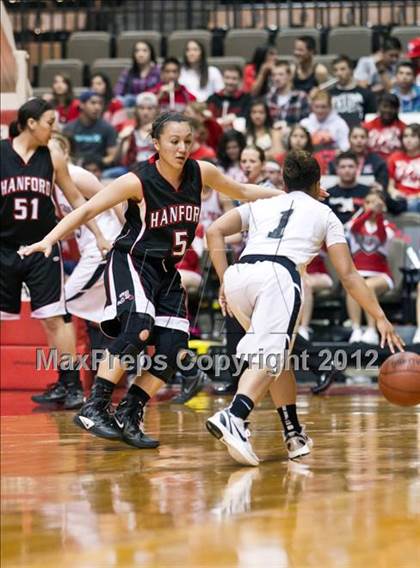 Thumbnail 3 in Hanford vs Stockdale (CIF CS D1 Final) photogallery.