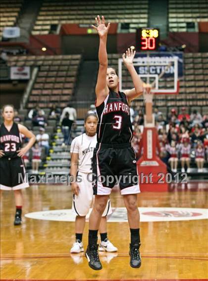 Thumbnail 3 in Hanford vs Stockdale (CIF CS D1 Final) photogallery.