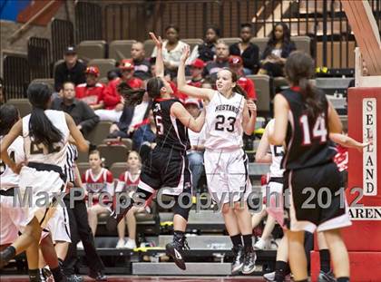 Thumbnail 3 in Hanford vs Stockdale (CIF CS D1 Final) photogallery.