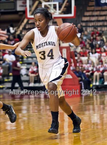 Thumbnail 1 in Hanford vs Stockdale (CIF CS D1 Final) photogallery.