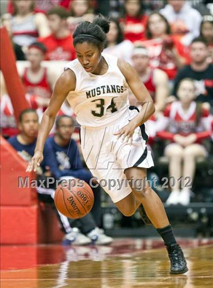 Thumbnail 3 in Hanford vs Stockdale (CIF CS D1 Final) photogallery.