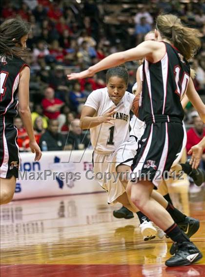 Thumbnail 3 in Hanford vs Stockdale (CIF CS D1 Final) photogallery.