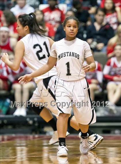 Thumbnail 1 in Hanford vs Stockdale (CIF CS D1 Final) photogallery.