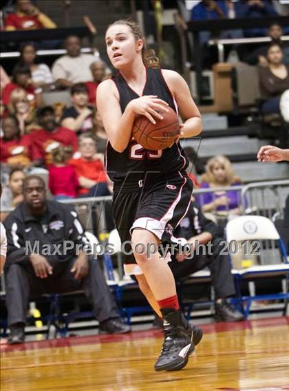 Thumbnail 1 in Hanford vs Stockdale (CIF CS D1 Final) photogallery.