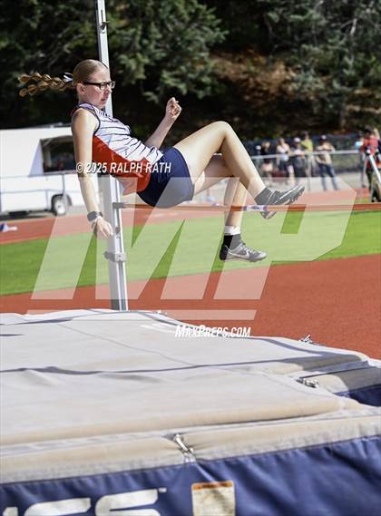 Thumbnail 2 in CIF NS Division 2 Finals (High Jump) photogallery.