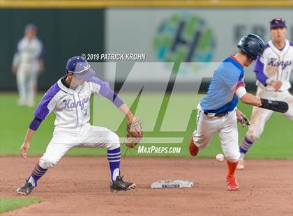 Thumbnail 3 in Eastside Catholic @ Lake Washington photogallery.