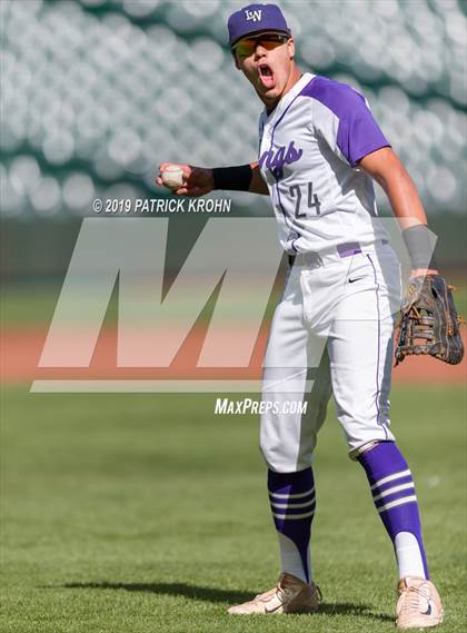 Thumbnail 1 in Eastside Catholic @ Lake Washington photogallery.