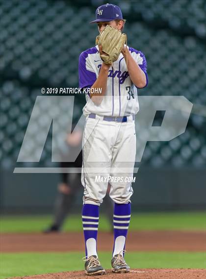 Thumbnail 2 in Eastside Catholic @ Lake Washington photogallery.