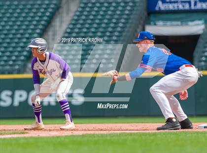 Thumbnail 3 in Eastside Catholic @ Lake Washington photogallery.
