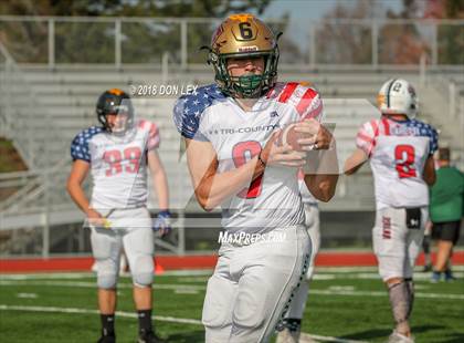 Thumbnail 2 in Tri-County All-Star Game photogallery.