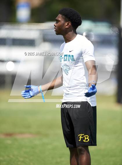 Thumbnail 3 in Bradford vs Fernandina Beach (Jaguars Prep Nike 11-On 7v7) photogallery.