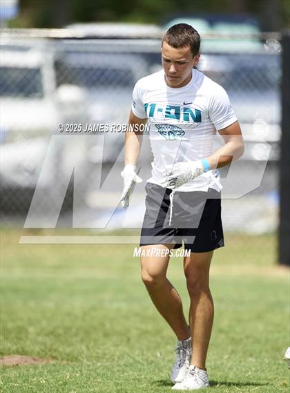 Thumbnail 3 in Bradford vs Fernandina Beach (Jaguars Prep Nike 11-On 7v7) photogallery.