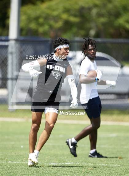 Thumbnail 2 in Bradford vs Fernandina Beach (Jaguars Prep Nike 11-On 7v7) photogallery.