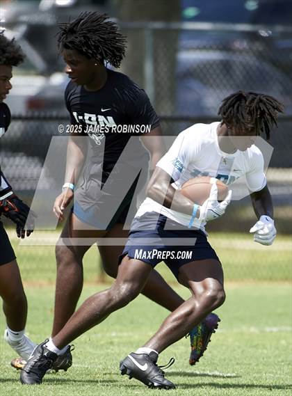 Thumbnail 2 in Bradford vs Fernandina Beach (Jaguars Prep Nike 11-On 7v7) photogallery.