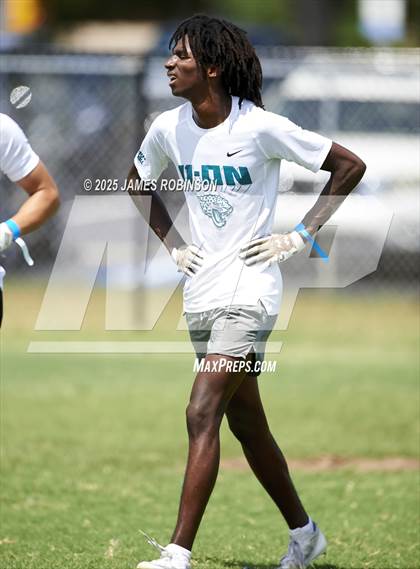Thumbnail 3 in Bradford vs Fernandina Beach (Jaguars Prep Nike 11-On 7v7) photogallery.