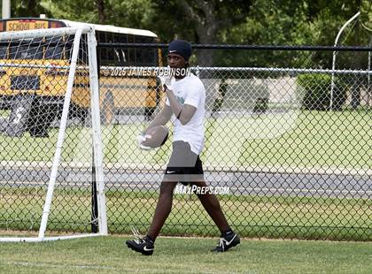 Thumbnail 2 in Bradford vs Fernandina Beach (Jaguars Prep Nike 11-On 7v7) photogallery.
