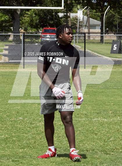 Thumbnail 2 in Bradford vs Fernandina Beach (Jaguars Prep Nike 11-On 7v7) photogallery.